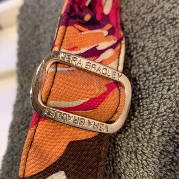 NEW -- Vera Bradley Floral Should Bag - Picture 6 of 12